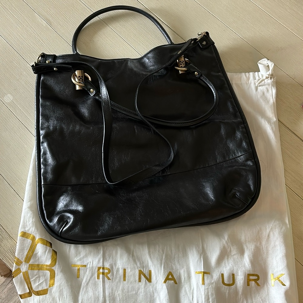 NEW WOT Trina Turk - Manhattan Leather Shoulder Bag - with long strap